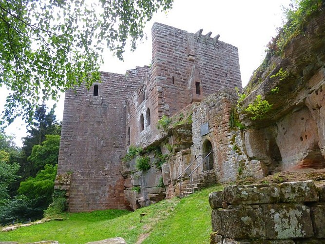 L'entrée du château de la Wasenbourg