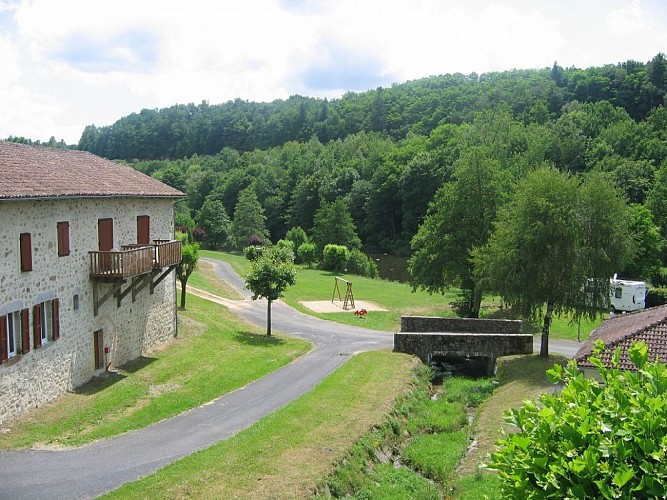 Gîte Mairie de Laroquebrou 1