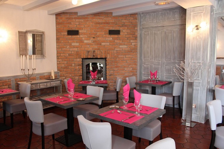Auberge La Tomette - Hotel