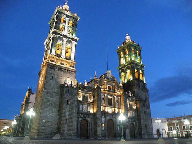 Escursione a Puebla e visita della Grande Piramide di Cholola