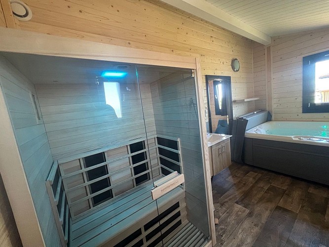 Au Bois Quartois sauna