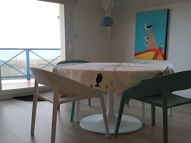 Les-pieds-dans-l-eau3