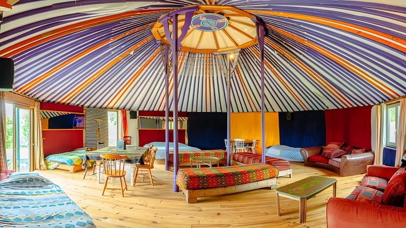 Au-Bonheur-Nomade-Giant-Yourte-Interieur-1-(-3m)