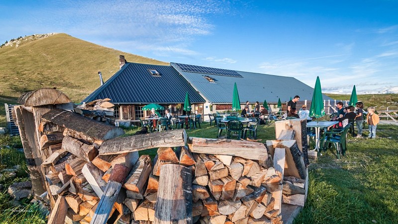 Auberge du Charmant Som