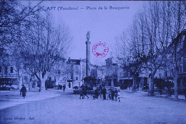 Place de la Bouquerie en 1900