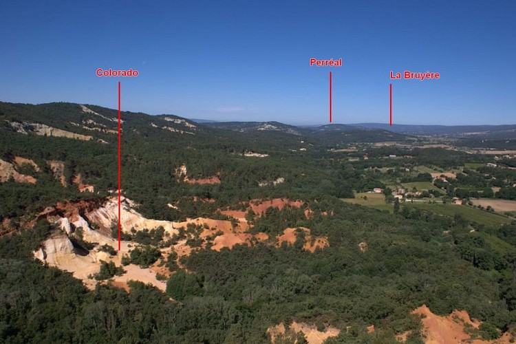 Partie est du massif ocrier