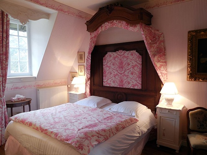 Chambres d'hôtes Prieuré Boutefol, Surville, Calvados (10)