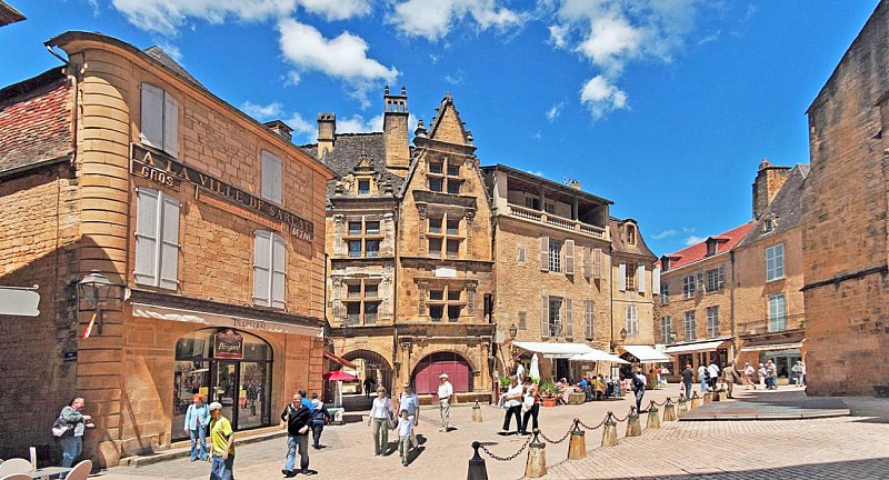 Sarlat-La-Canéda