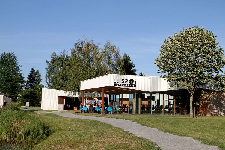 BAR/RESTAURANT LE SPOT