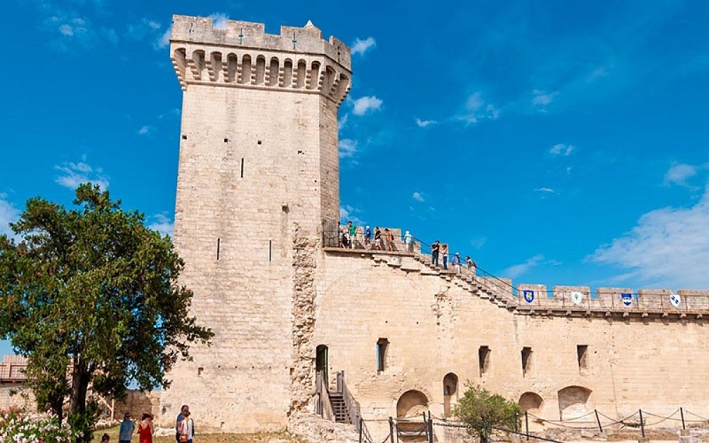 Guided Tour – Assault on the Medieval Fortress