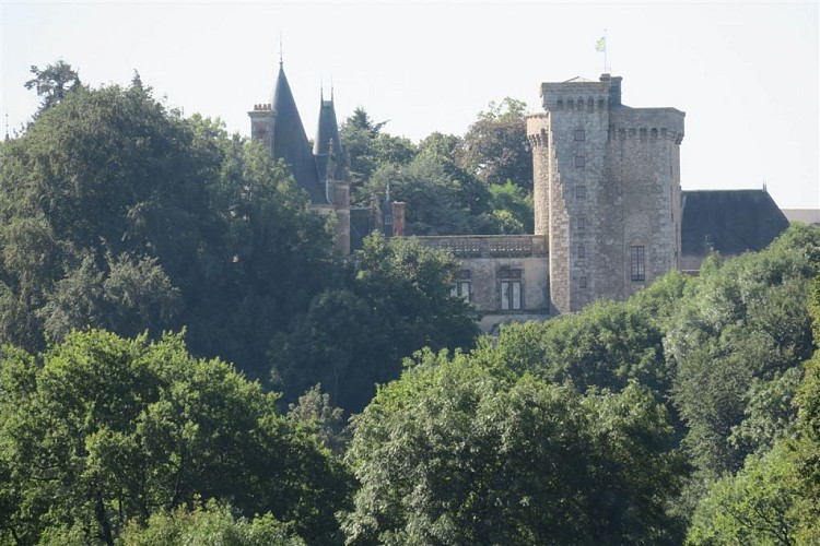 Gîte Château de la Flocellière - La Jaubretière