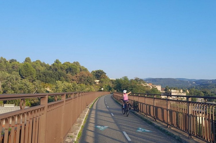 Véloroute sur le viaduc