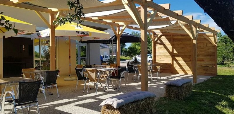 Café des Sports - Rouvres-Les-Bois