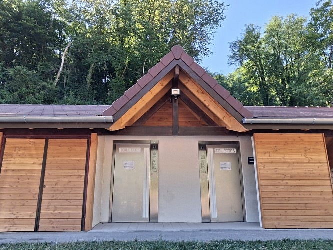 Toilettes Espace Sport et Nature du Fier - Motz