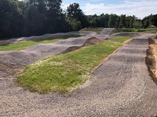 360106613_603089571928047_1841912311107814568_n