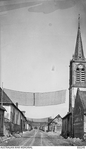 Une vue d'une rue de Bonnay. 15 août 1918