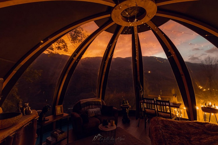les-cocons-pyreneens-La taniere-vue-nuit-cier-de-luchon-pyrenees31