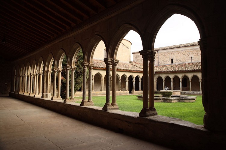 ABBAYE DE SAINT-HILAIRE