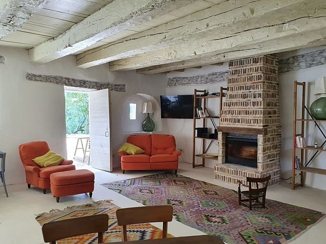 Maison vieille - coté salon