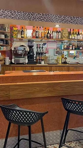 voulmentin-restaurant-quartier-bar