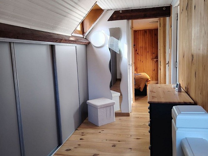 Le couloir avec rangements - La maison des Halles - Dives-sur-mer