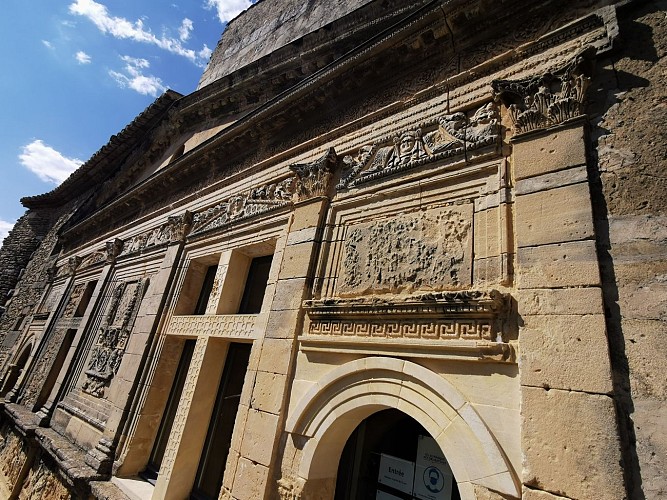 Biblioteca Vallabrix