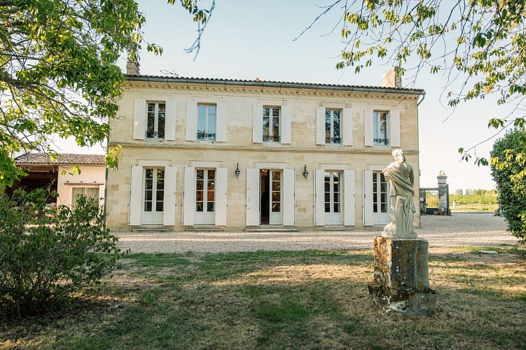 chateau-alto-cormeil-studio-fuendo119-6a9eb7ebca78c865992252