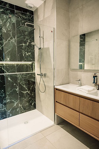 chateau-alto-cormeil-studio-fuendo231-6a9eb787c1bc0166501709