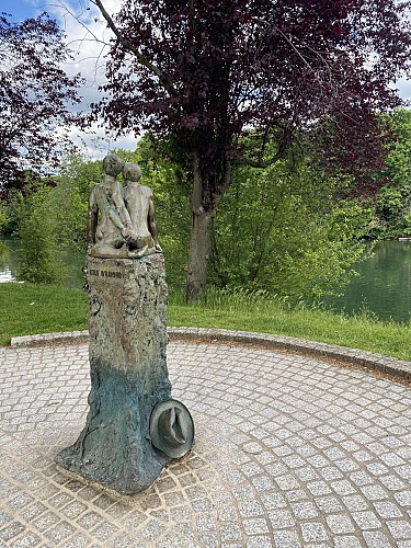 L'Île d'Amour, hommage à Charles Trénet