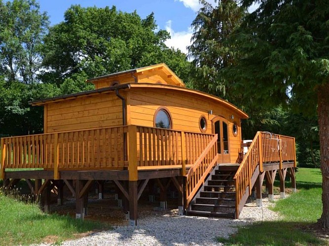 La Cabane Tchanquée de la forêt