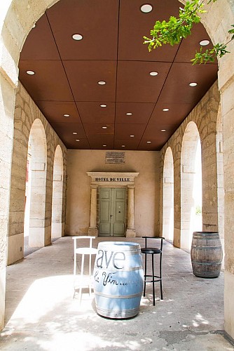 LES HALLES - SERIGNAN