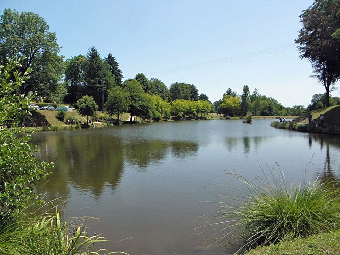 Aire d'accueil de camping-cars du camping "Les Etoiles"