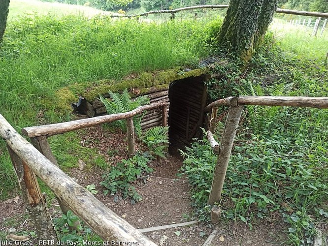 Cache du maquis de La Croix Chevaux (Forêt de Châteauneuf)