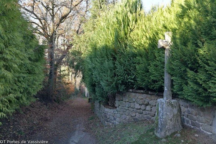 Croix de chemin de Vauveix