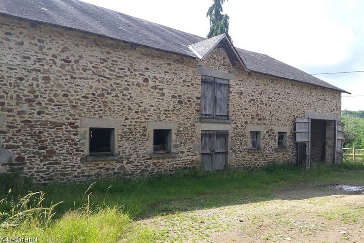 La Croisille-sur-Briance Amboiras Grange reconstruite après bombardemt 16-06-1944
