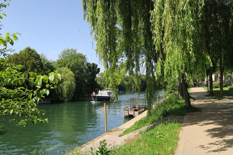 Les bords de Marne, Quai de l'Artois