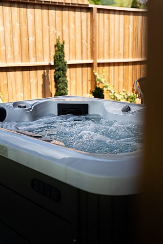 jacuzzi