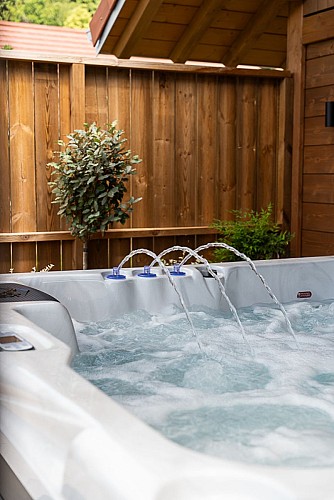 jacuzzi