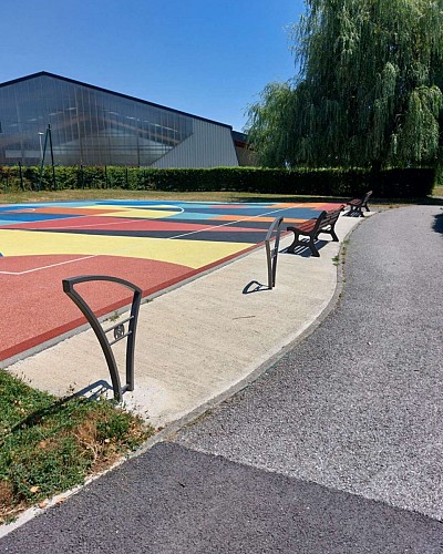 52 emplacements vélo piscine Municipale Ferney-Voltaire
