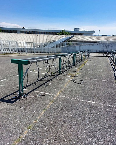 90 fietsenstallingen bij de Cité Scolaire Internationale in Ferney-Voltaire