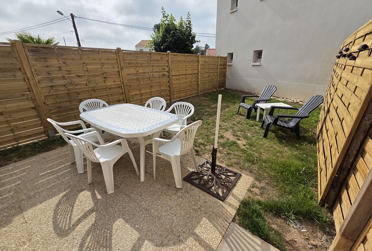 Maisonnette 6 couchages à 2 pas du Super U de la Tranche sur Mer !