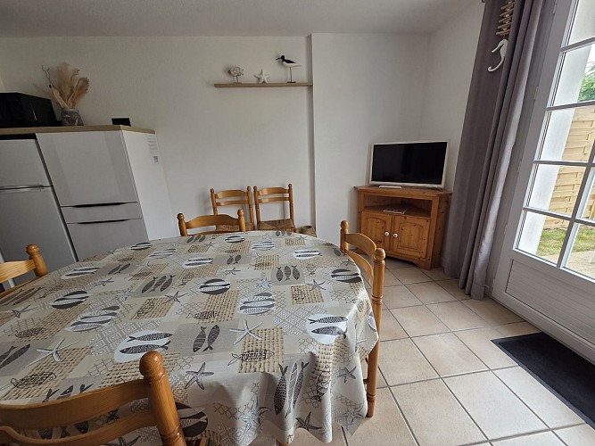 Maisonnette 6 couchages à 2 pas du Super U de la Tranche sur Mer !