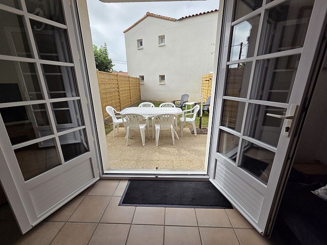 Maisonnette 6 couchages à 2 pas du Super U de la Tranche sur Mer !