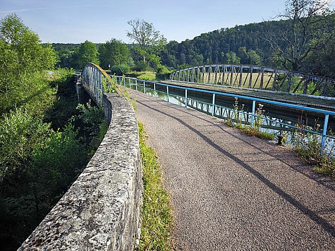 Pont-canal de Verbiesles