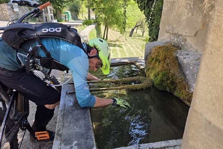 Fontaine de Buoux