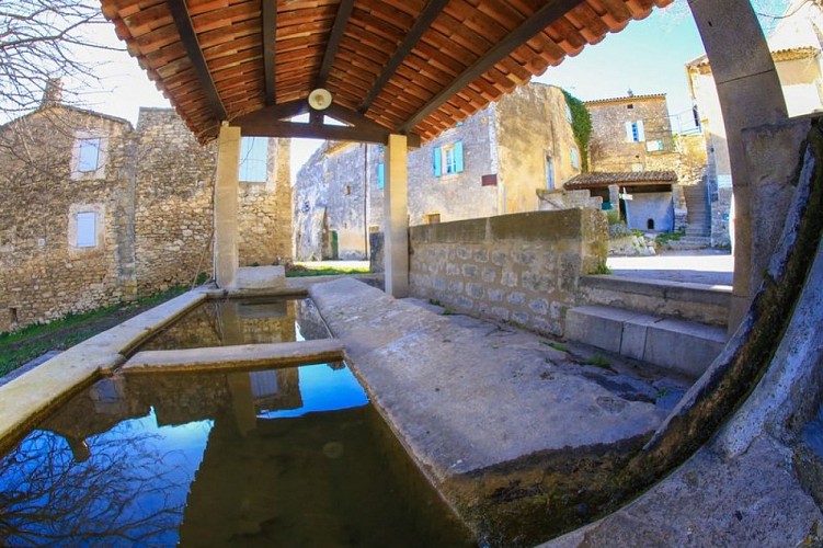 Lavoir couvert de Buoux