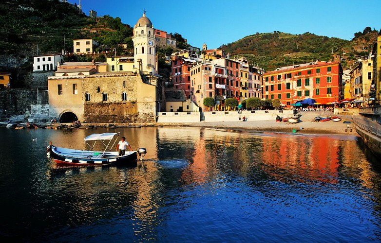 Excursión en Cinque Terre con en barco – Con salida desde Florencia