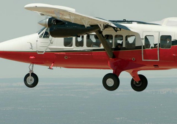 Survol en avion du Grand Canyon - Au départ du Grand Canyon South Rim (plateau sud)