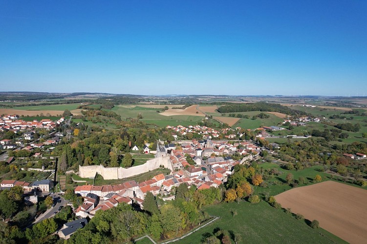 Vue aérienne de Rodemack