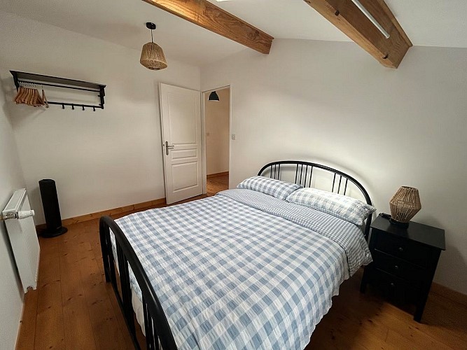 argentonnay-gite-le-pommier-le-verger-d-auzay-chambre3